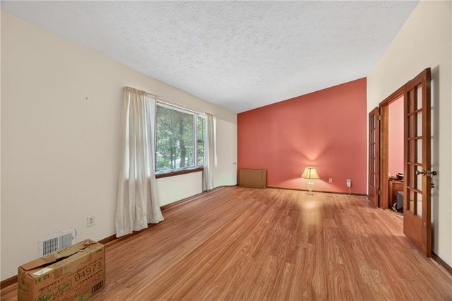 70 Hager Drive, Riverdale, GA 30274