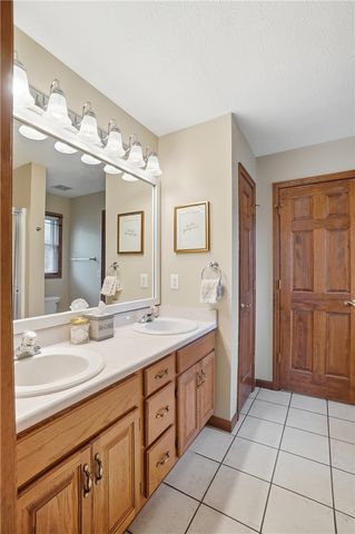 75 Myers Farm Court, Springboro, OH 45066