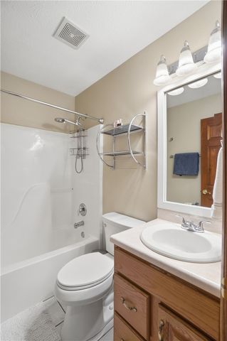 75 Myers Farm Court, Springboro, OH 45066