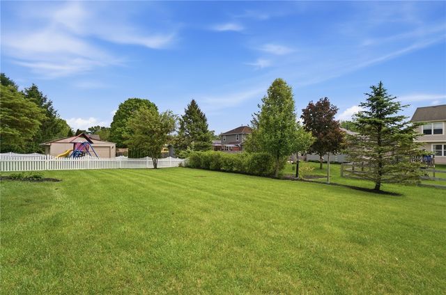 75 Myers Farm Court, Springboro, OH 45066