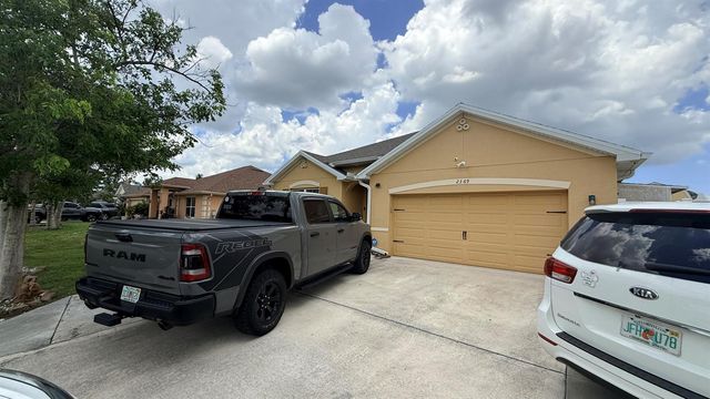 2369 SW Barber Lane, Port St. Lucie, FL 34984
