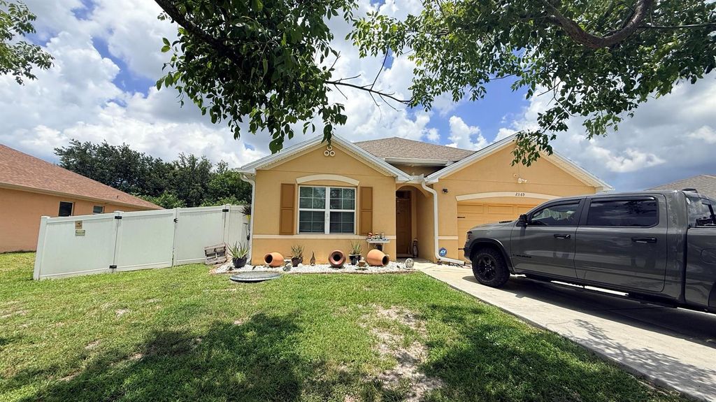 2369 SW Barber Lane, Port St. Lucie, FL 34984