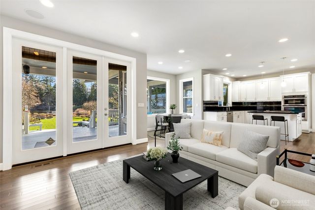 15021 Willow Drive, Marysville, WA 98271