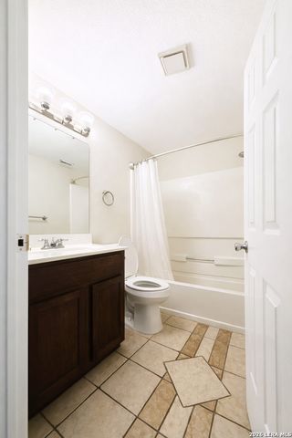 5111 Stormy Dawn, San Antonio, TX 78247