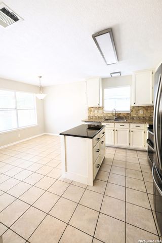 5111 Stormy Dawn, San Antonio, TX 78247