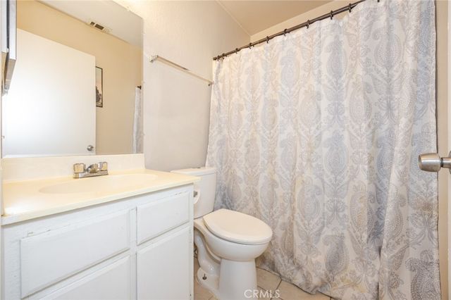 10415 Buckboard Circle, Adelanto, CA 92301