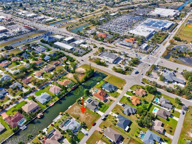 132 SE 24th ST, Cape Coral, FL 33990