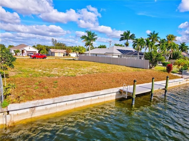132 SE 24th ST, Cape Coral, FL 33990