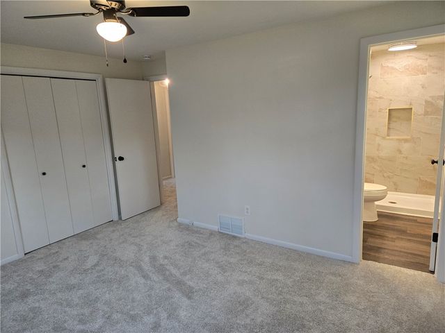 495 Pierson Run Rd, Plum Boro, PA 15239