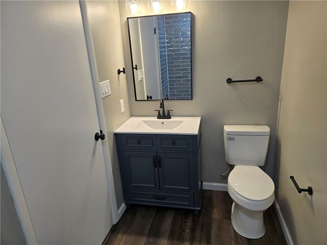 495 Pierson Run Rd, Plum Boro, PA 15239