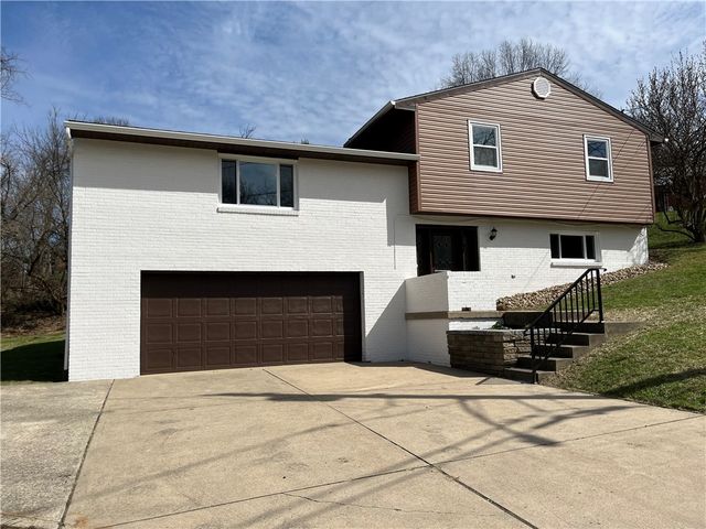 495 Pierson Run Rd, Plum Boro, PA 15239