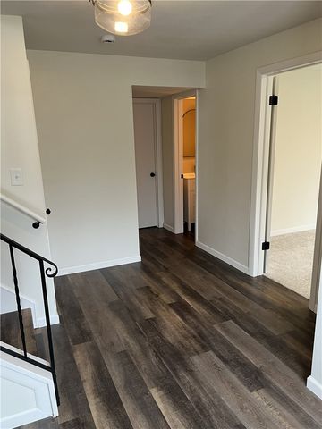 495 Pierson Run Rd, Plum Boro, PA 15239