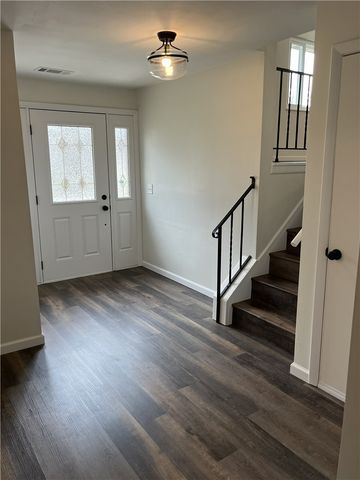 495 Pierson Run Rd, Plum Boro, PA 15239