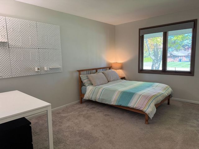 23362 N Apple Hill Lane, Lincolnshire, IL 60069