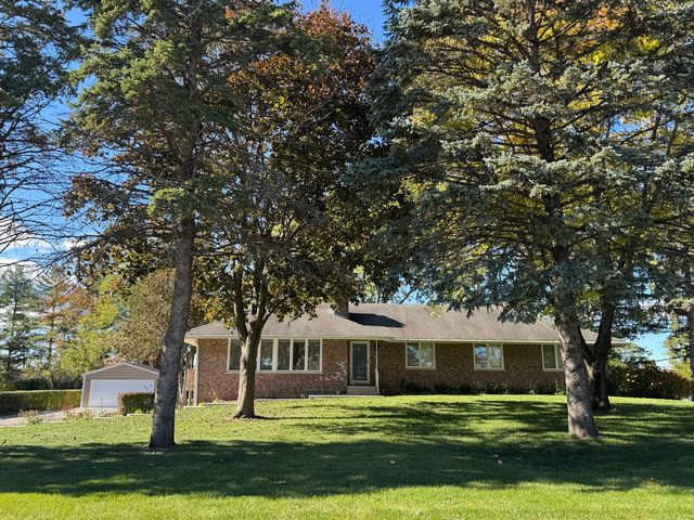 23362 N Apple Hill Lane, Lincolnshire, IL 60069