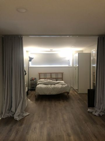 23362 N Apple Hill Lane, Lincolnshire, IL 60069