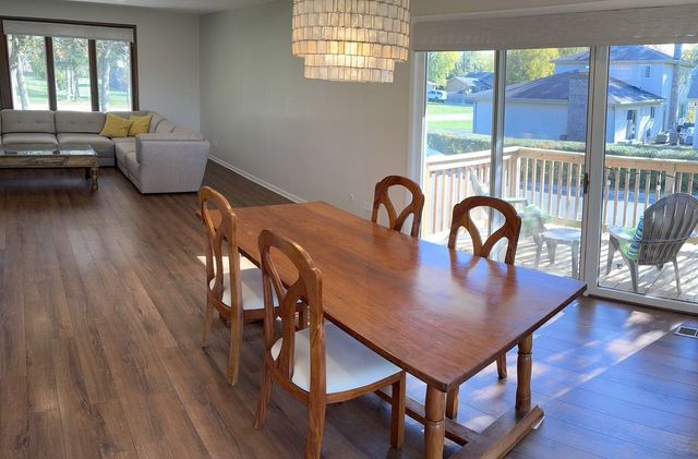 23362 N Apple Hill Lane, Lincolnshire, IL 60069