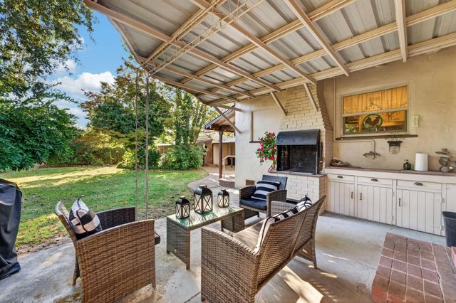 6628 6th St, Rio Linda, CA 95673