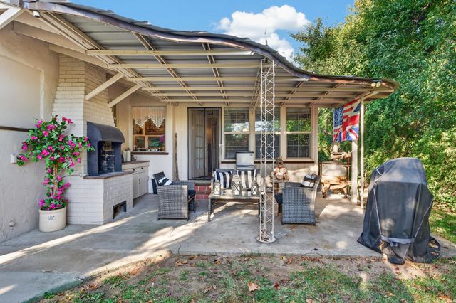 6628 6th St, Rio Linda, CA 95673