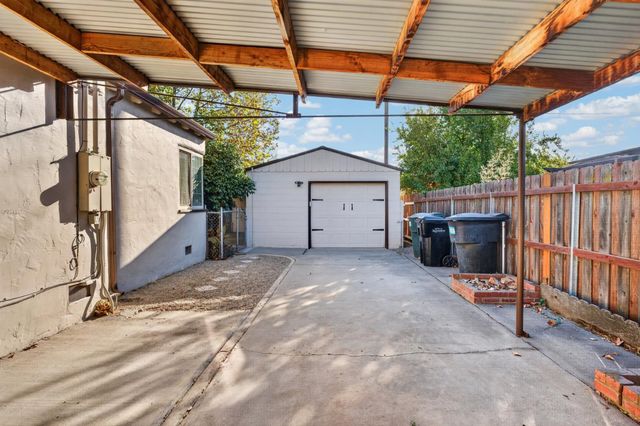 6628 6th St, Rio Linda, CA 95673