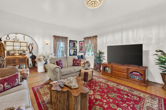 6628 6th St, Rio Linda, CA 95673