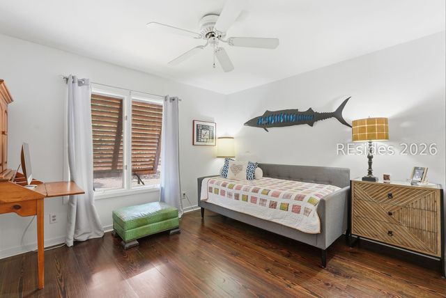 21 McIntosh Rd, Hilton Head Island, SC 29926