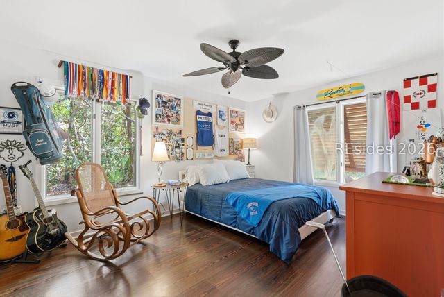 21 McIntosh Rd, Hilton Head Island, SC 29926