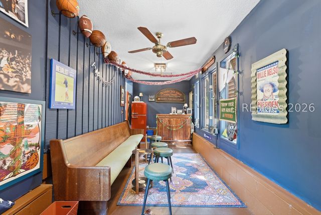 21 McIntosh Rd, Hilton Head Island, SC 29926