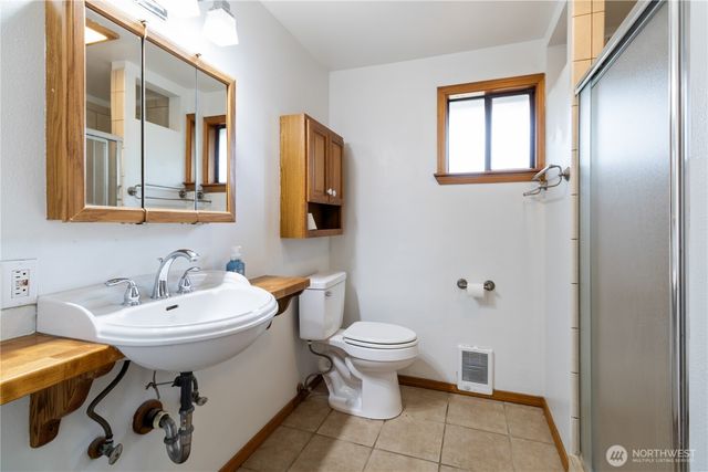 181 E Dabob Road, Shelton, WA 98584