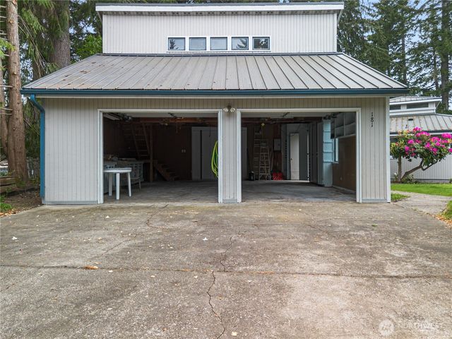 181 E Dabob Road, Shelton, WA 98584
