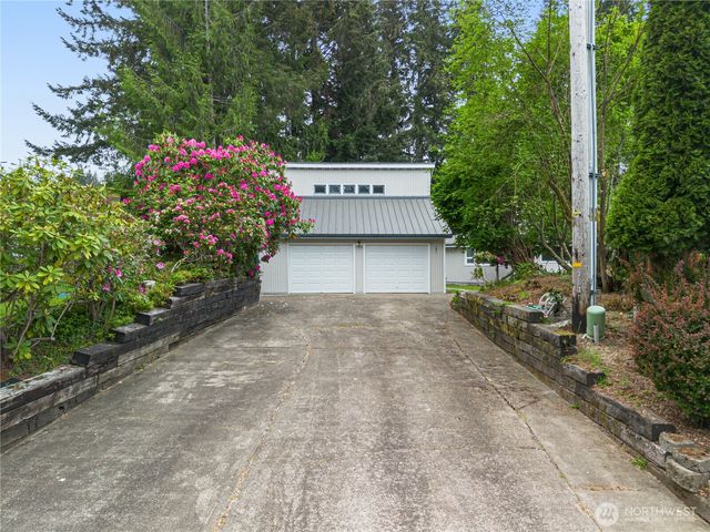 181 E Dabob Road, Shelton, WA 98584