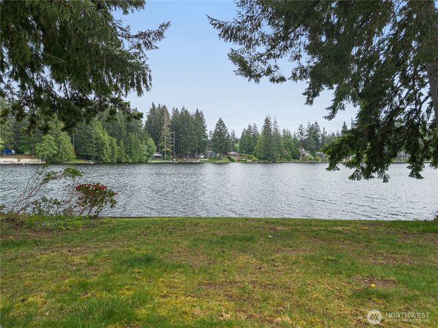 181 E Dabob Road, Shelton, WA 98584