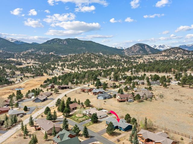 1951 Crags Ct, Estes Park, CO 80517