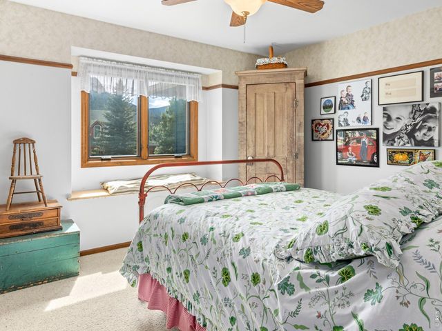 1951 Crags Ct, Estes Park, CO 80517