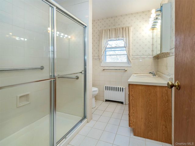 856 Glen Cove Avenue, Glen Head, NY 11545