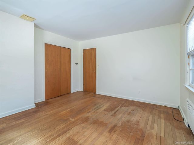 856 Glen Cove Avenue, Glen Head, NY 11545