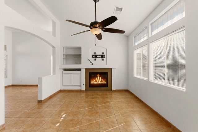 4214 Skyview Crest Road NW, Albuquerque, NM 87114