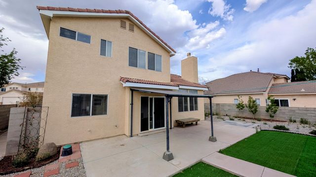 4214 Skyview Crest Road NW, Albuquerque, NM 87114