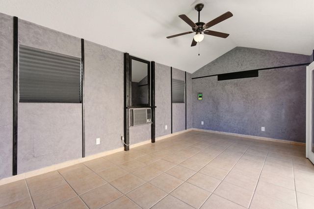 4214 Skyview Crest Road NW, Albuquerque, NM 87114