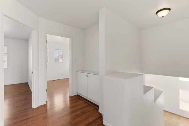 4214 Skyview Crest Road NW, Albuquerque, NM 87114