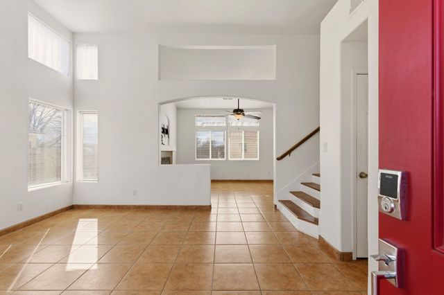 4214 Skyview Crest Road NW, Albuquerque, NM 87114