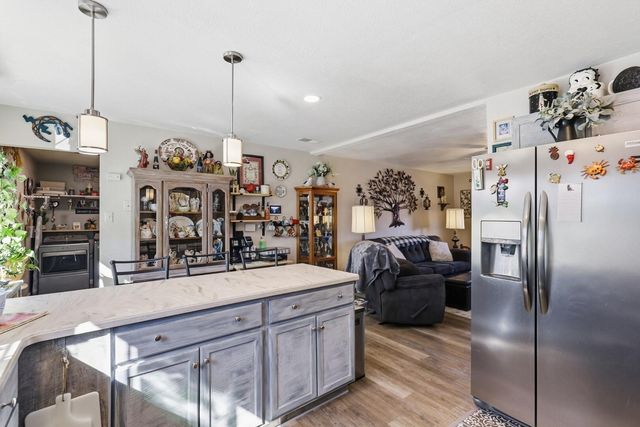 1212 Mimbres Street SW, Albuquerque, NM 87121