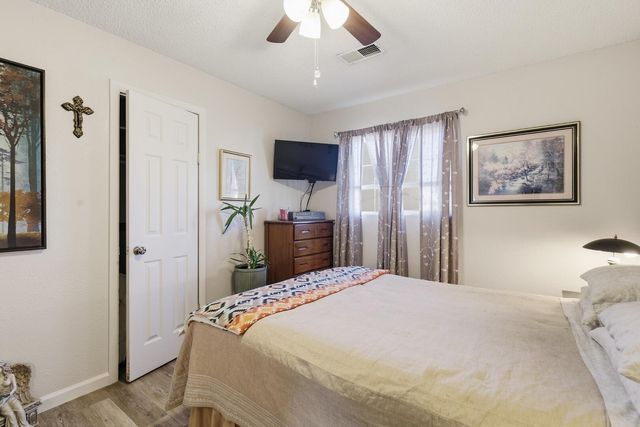 1212 Mimbres Street SW, Albuquerque, NM 87121