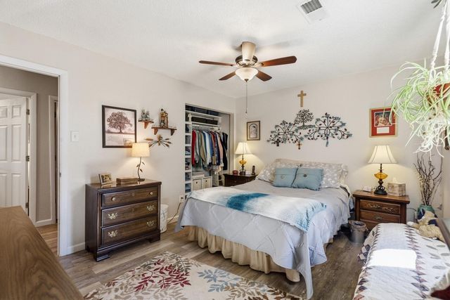 1212 Mimbres Street SW, Albuquerque, NM 87121