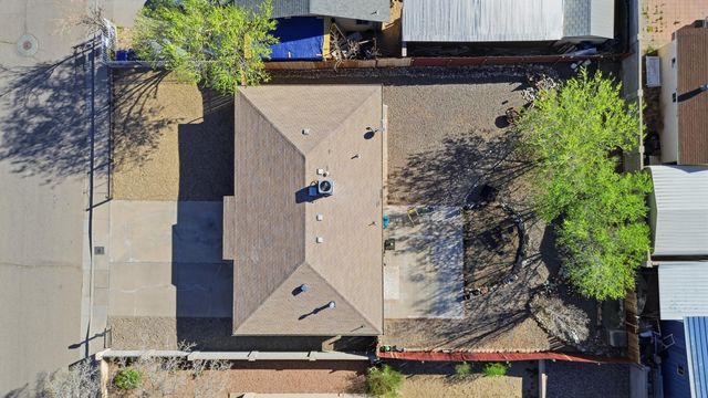 1212 Mimbres Street SW, Albuquerque, NM 87121