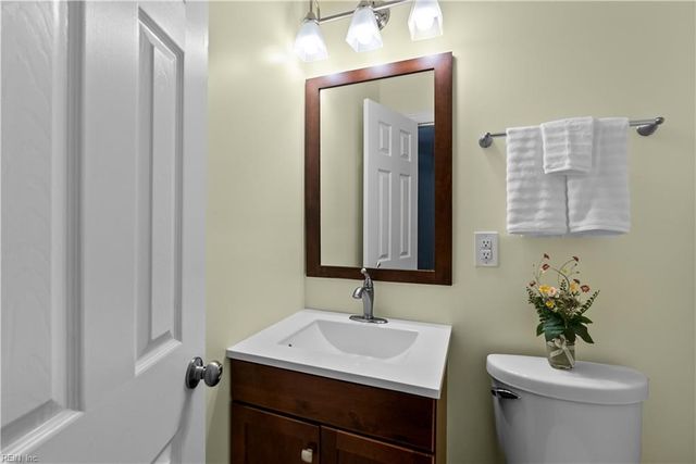 3416 Green Holly CRES, Virginia Beach, VA 23452