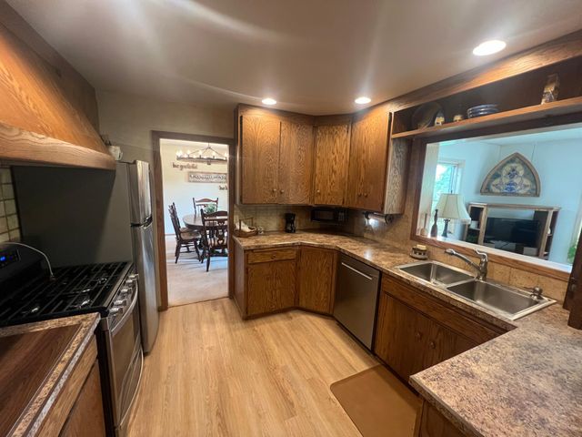 308 Lincoln Avenue SW, Wadena, MN 56482