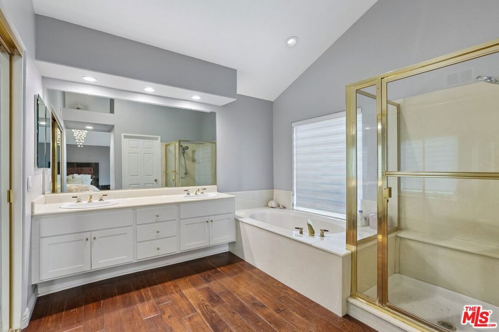 Image 24 of property listing at 17807 Tuscan Drive, Los Angeles, CA 91344