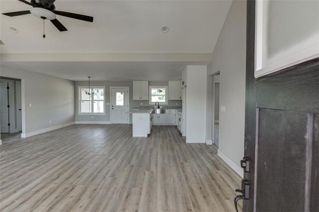 102 Creek Stone Drive, Hartwell, GA 30643