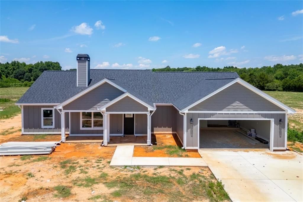 102 Creek Stone Drive, Hartwell, GA 30643
